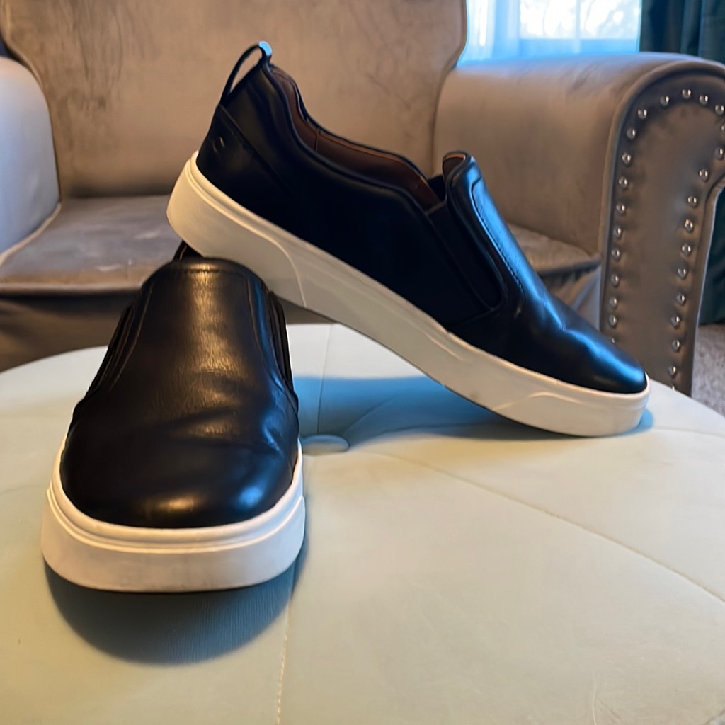 Vionic Slip-Ons